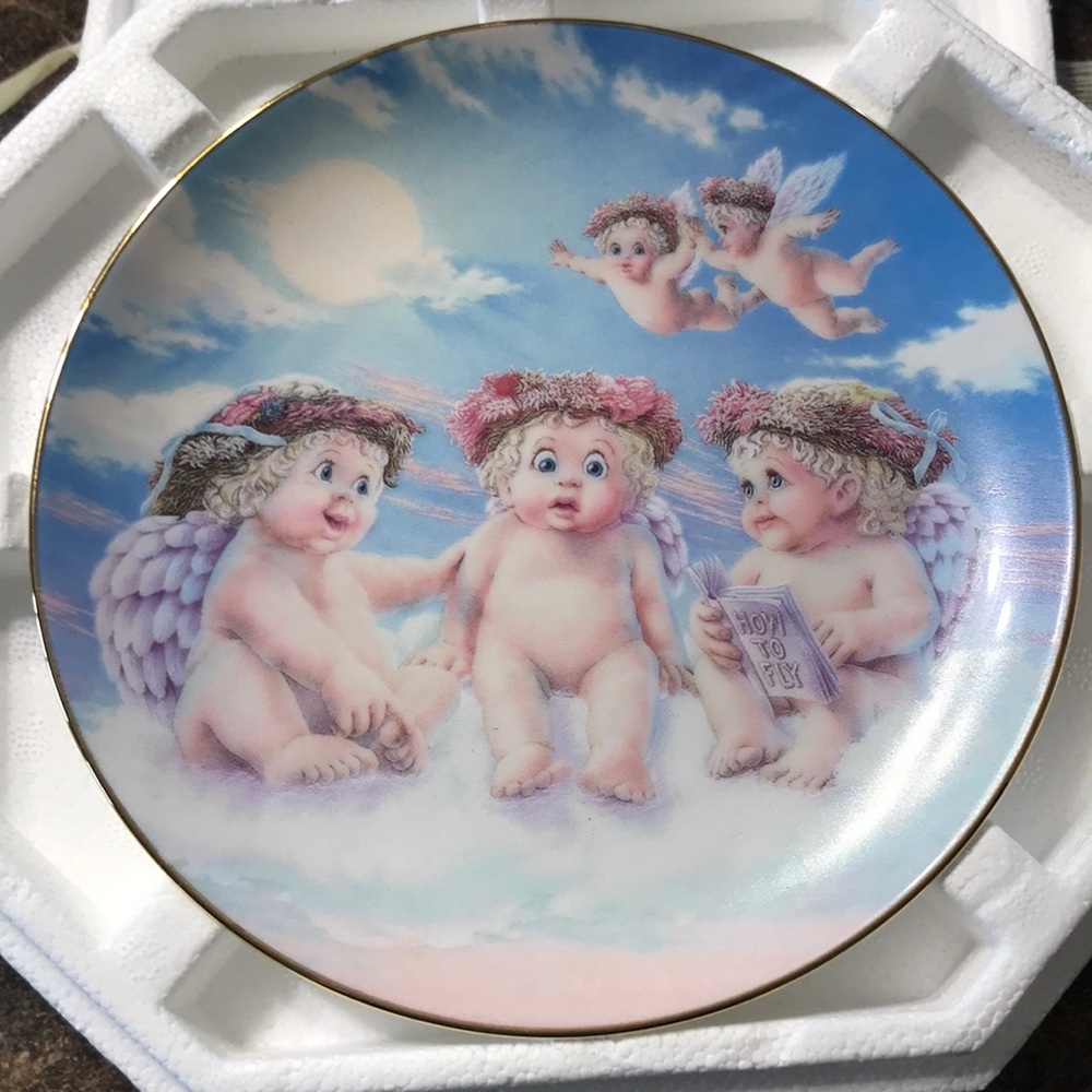 BNIB Dreamsicles Plate